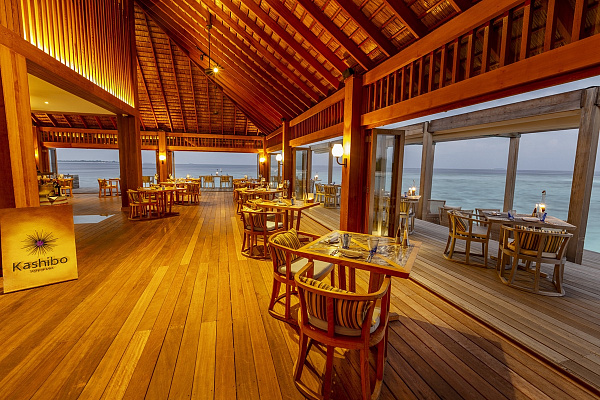 Hurawalhi Island Resort, Maldives