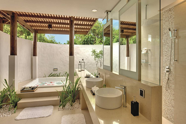 Hideaway Beach Resort and Spa