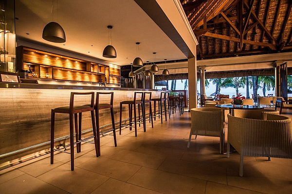 Paradis Beachcomber Golf Resort & Spa