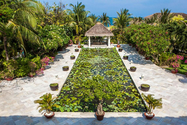 Allezboo Beach Resort & Spa