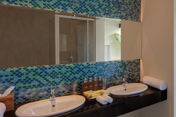 Adaaran Select Meedhupparu