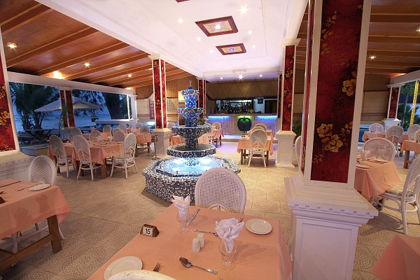 Berjaya Praslin Beach Hotel (Praslin) Berjaya Praslin Beach Hotel (Praslin)