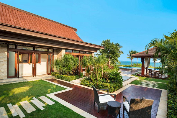 The St. Regis Sanya Yalong Bay Resort