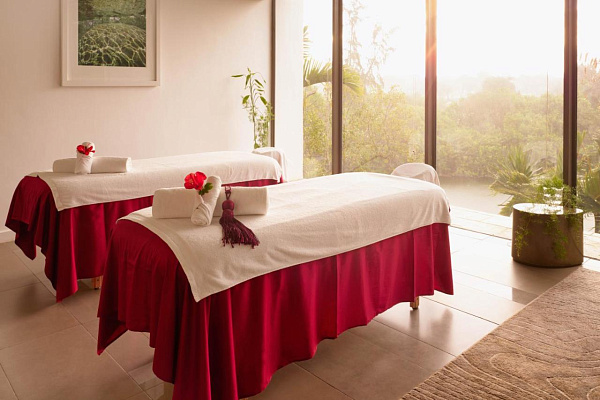 Long Beach Golf and Spa Resort