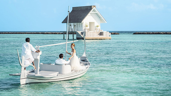 Four Seasons Resort Maldives at  Landaa Giraavaru