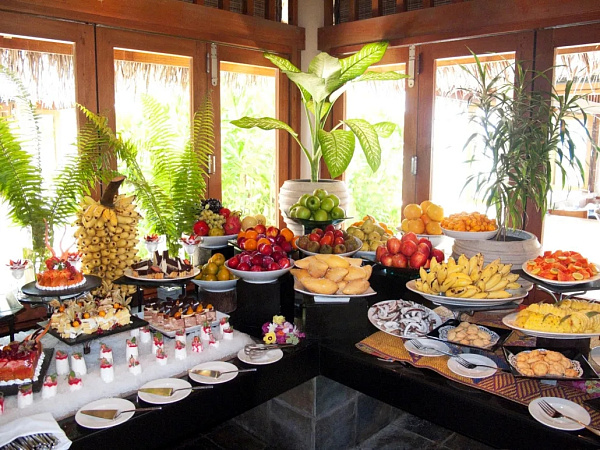 Veligandu Island Resort & Spa