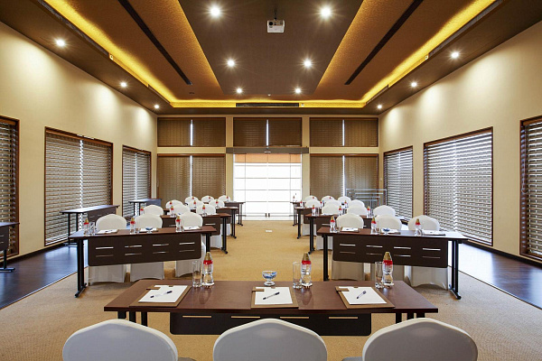 NH Bentota Ceysands Resort (ex. Centara Ceysands Resort & Spa) NH Bentota Ceysands Resort (ex. Centara Ceysands Resort & Spa)