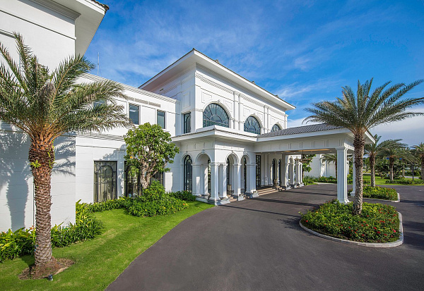 Melia Vinpearl Cam Ranh