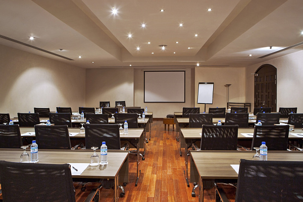 The Cove Rotana Resort