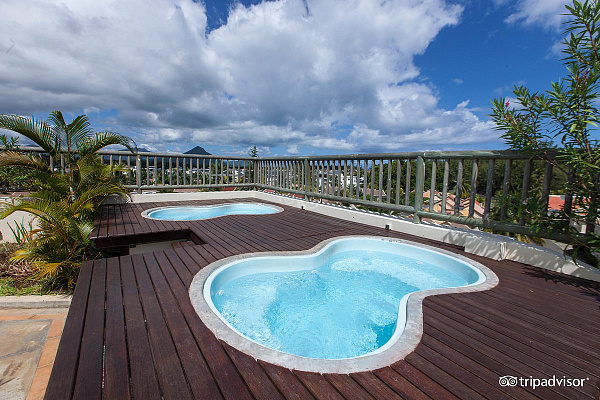 Aanari Hotel and Spa