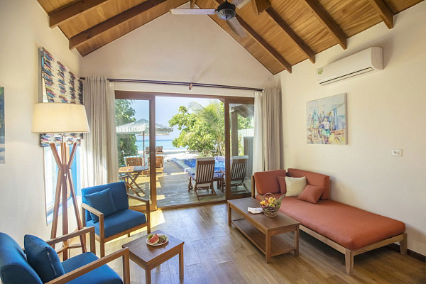 Reethi Faru Bio Resort  Reethi Faru Bio Resort