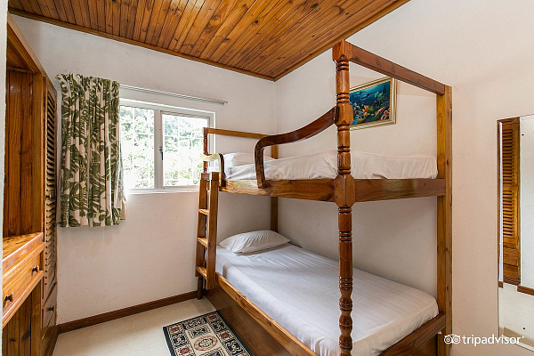 Chalet Cote Mer (Praslin) Chalet Cote Mer (Praslin)