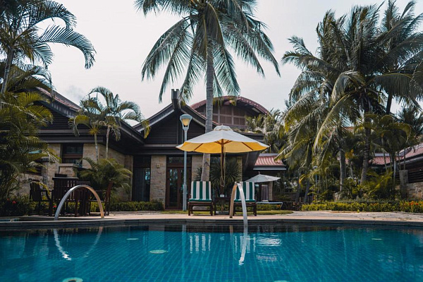 The St. Regis Sanya Yalong Bay Resort