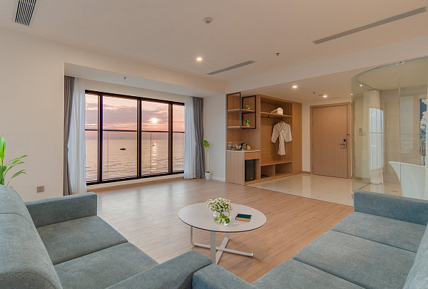 Aquamarine Resort Hotel Cam Ranh