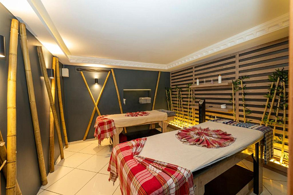 The Byzantium Hotel & Suites