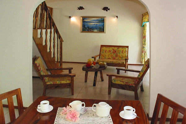 Chalet Cote Mer (Praslin) Chalet Cote Mer (Praslin)