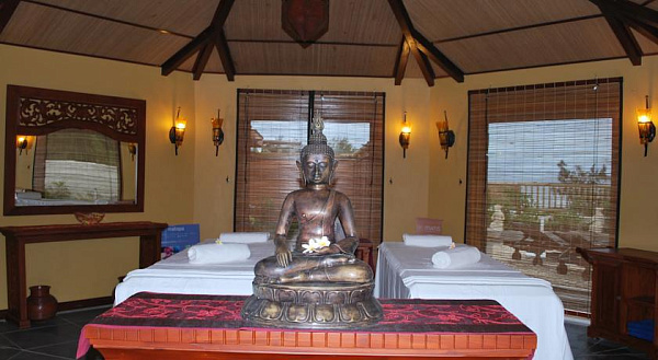 Aanari Hotel and Spa