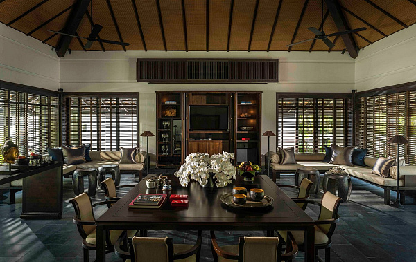 Four Season The Nam Hai