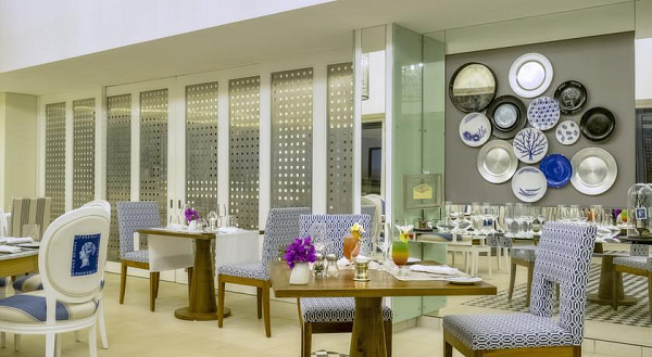 Radisson Blu Azuri Resort & Spa (ex. Centara Grand Azuri)