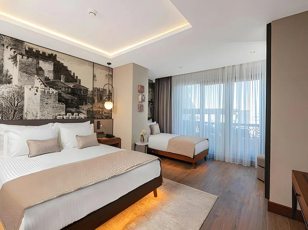 Levni Istanbul Hotel Handwritten Collection