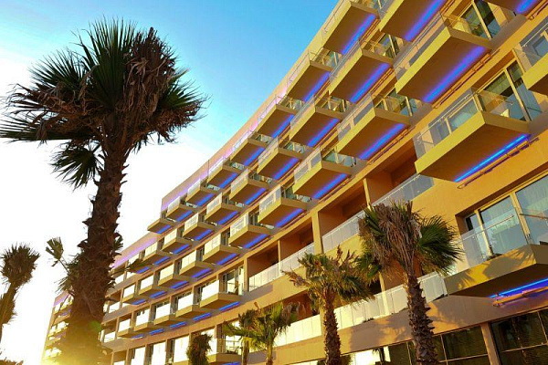 Rixos The Palm Dubai Hotel and Suites Rixos The Palm Dubai Hotel and Suites