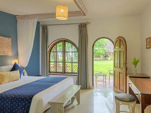 Neptune Paradise Beach Resort & Spa