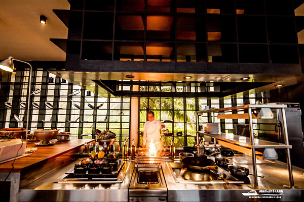 Holiday Inn Resort Kandooma Maldives