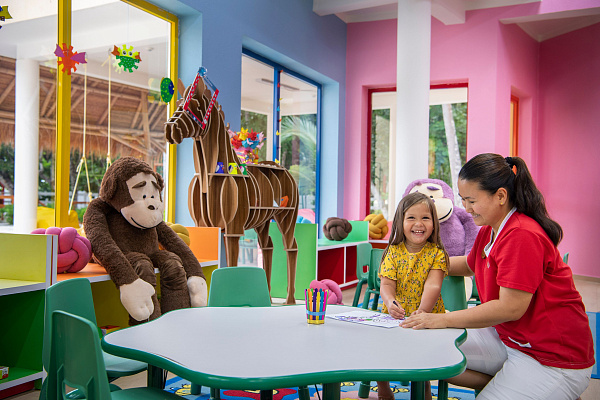 Emerald Faarufushi Resort & Spa Emerald Faarufushi Resort & Spa