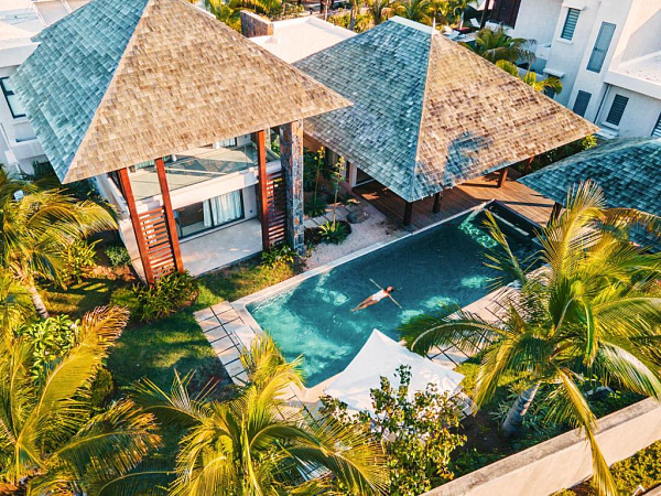 Mythic Suites & Villas