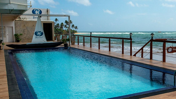 Coral Rock by Bansei Coral Rock by Bansei