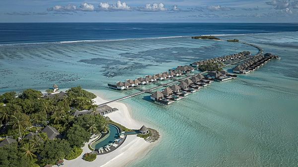 Four Seasons Resort Maldives at Kuda Huraa