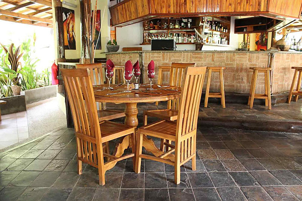 Chateau St Cloud (La Digue)