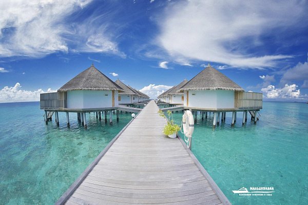 Angaga Island Resort & Spa