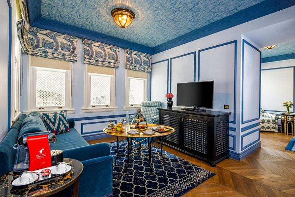 HAGIA SOFIA MANSIONS CURIO COLLECTION BY HILTON