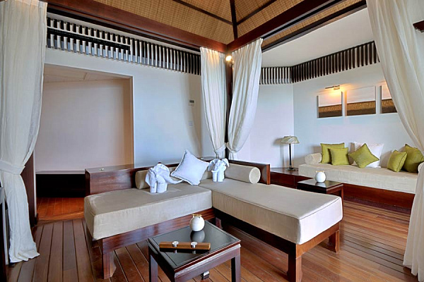 Le Cardinal Exclusive Le Cardinal Exclusive