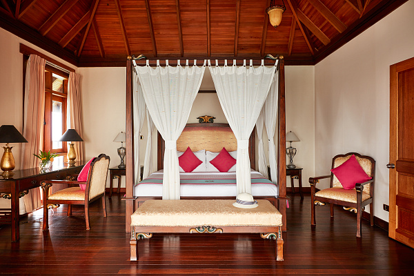 Sun Siyam Vilu Reef Maldives Sun Siyam Vilu Reef Maldives