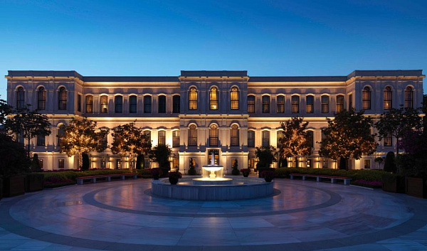 FOUR SEASONS ISTANBUL AT THE BOSPHORUS