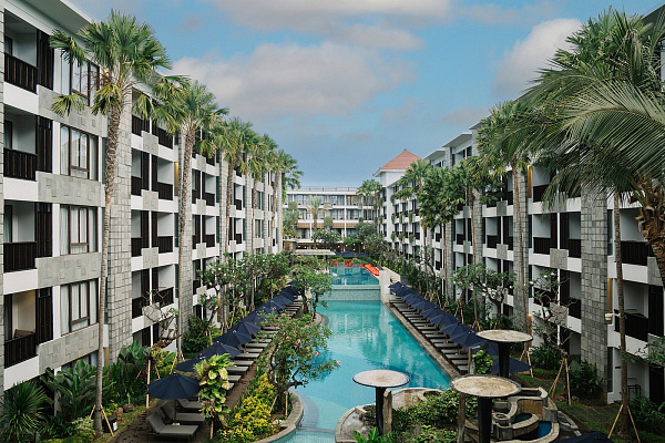 Courtyard by Marriott Bali Seminyak Resort 5*