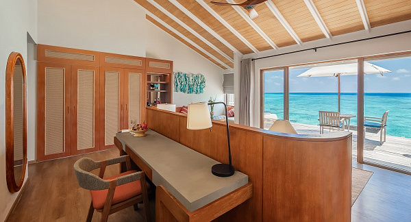 NH Collection Maldives Reethi Resort 