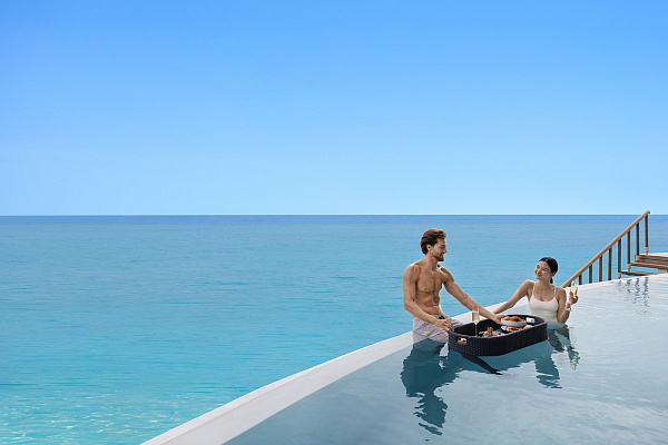Centara Grand Lagoon Maldives