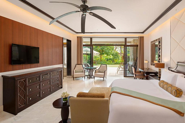 The St. Regis Sanya Yalong Bay Resort