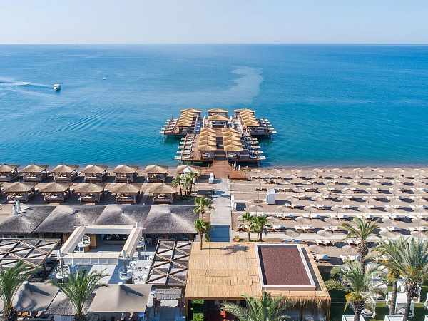 Titanic Deluxe Lara Titanic Deluxe Lara