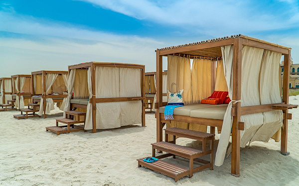 Saadiyat Rotana Resort Villas