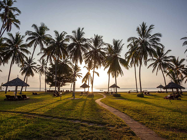 Neptune Paradise Beach Resort & Spa