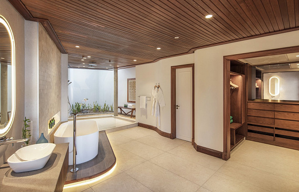 Paradis Beachcomber Golf Resort & Spa