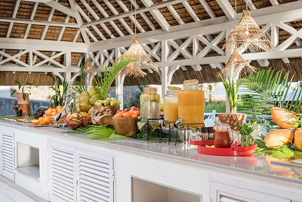 Radisson Blu Azuri Resort & Spa (ex. Centara Grand Azuri)