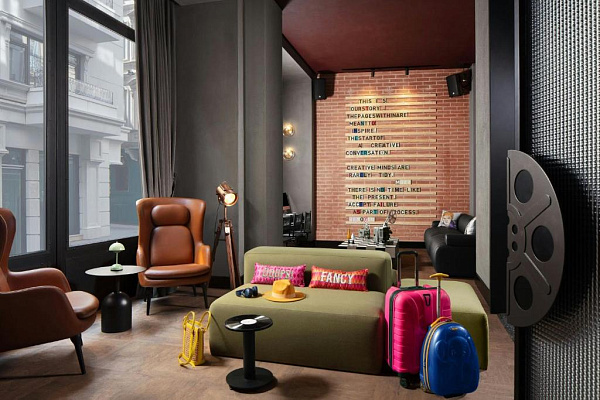Moxy Istanbul Taksim
