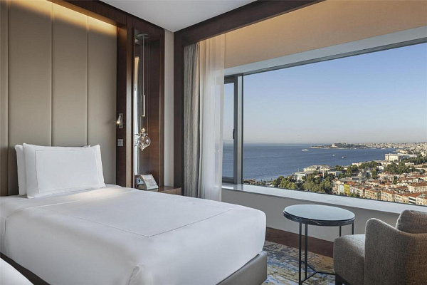 Conrad Istanbul Bosphorus