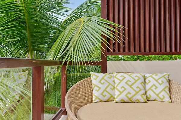 Summer Island Maldives