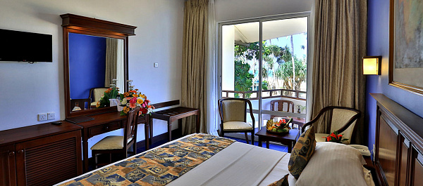 Hibiscus Beach Hotel